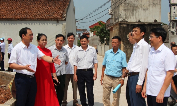 Phúc Hòa trao đổi kinh nghiệm vận động Nhân dân hiến đất làm đường